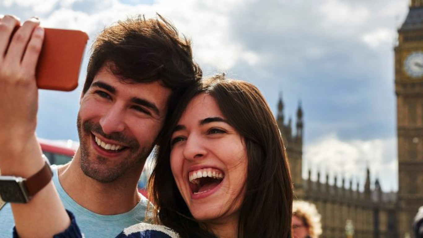 How can I apply for a standard visitor visa to the UK?